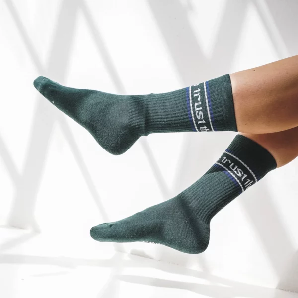 Socken »trust the universe«